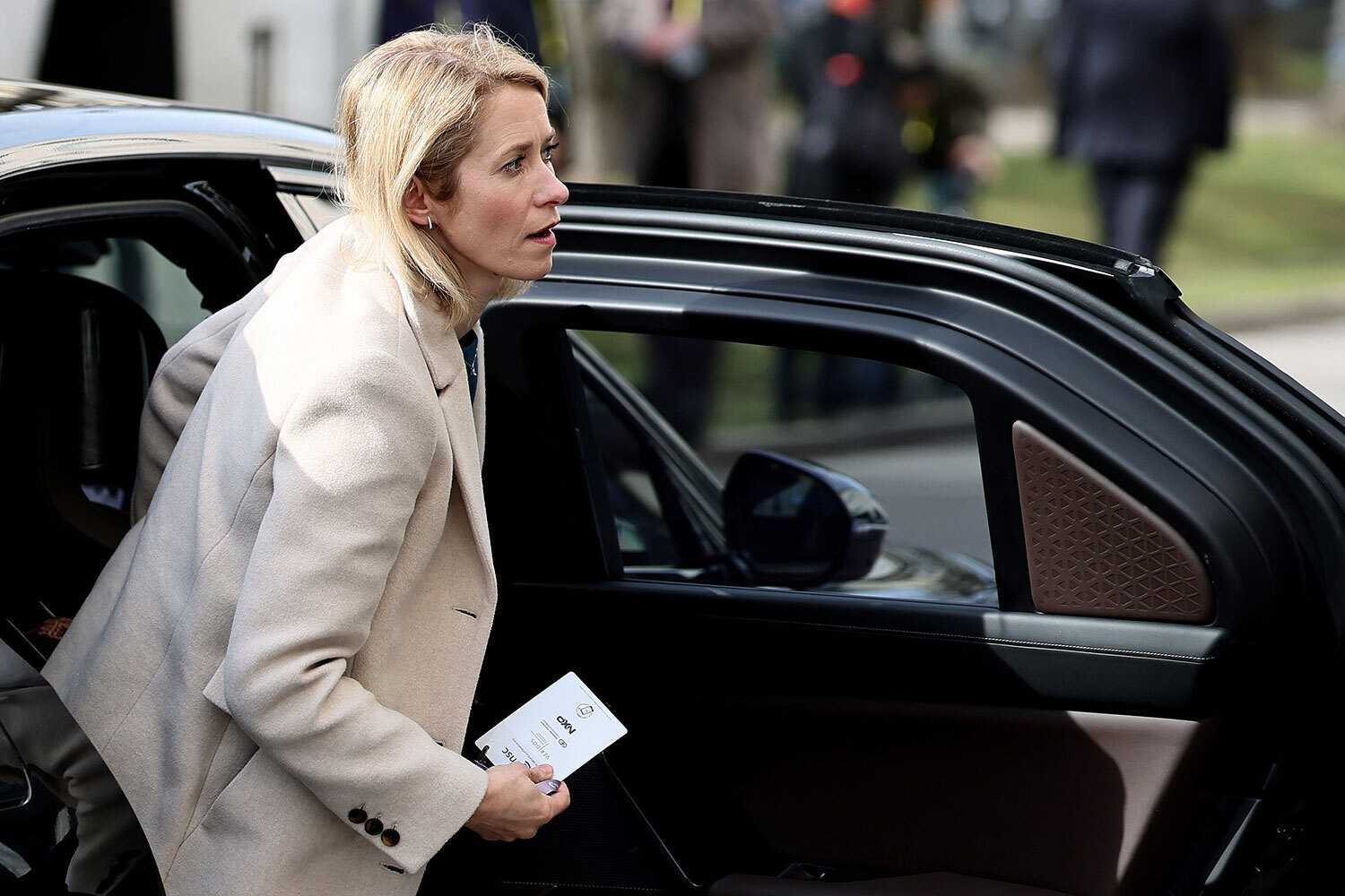 Каллас – о требованиях к России«Я предложила государствам-членам [Евросоюза] конкретный мандат – перечень требований, которые у нас должны быть к России. Чтобы кто бы ни сидел за этим столом – индивидуально или в двустороннем формате, – они должны требовать этих вещей от русских», – такое заявление 15 февраля на Мюнхенской конференции по безопасности сделала глава Евродипломатии Кая Каллас. Говоря на эту тему, она напомнила об эстонской поговорке: «Если требуешь много – получишь мало; если требуешь мало – не получишь ничего; а если не требуешь ничего – еще придется доплатить».