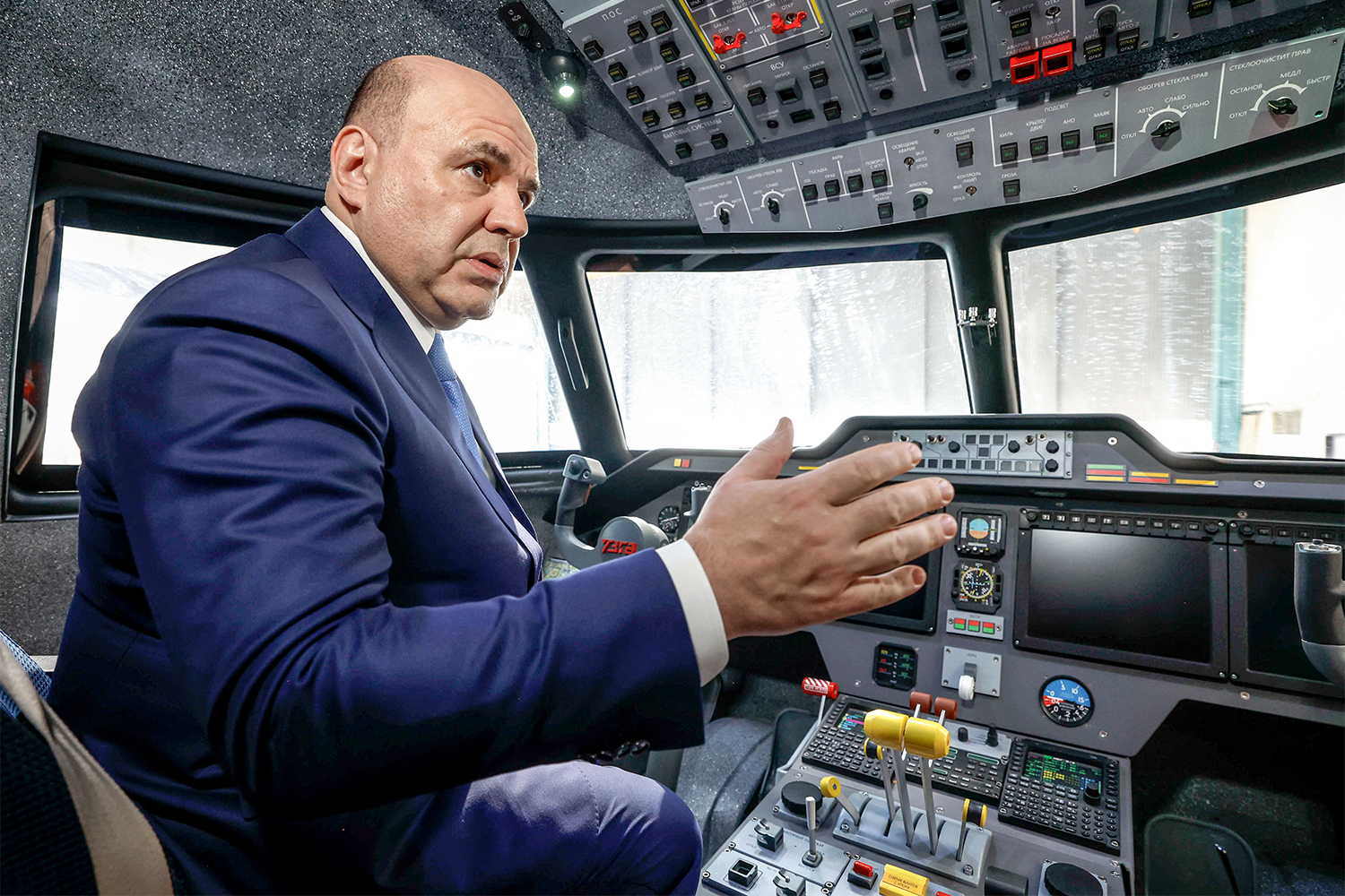 В 2008–2010 гг. Михаил Мишустин вновь вернулся в бизнес и стал президентом группы компаний UFG, которую внутри страны называли одной из крупнейших в сфере управления активами, прямыми инвестициями, а также паевыми инвестиционными фондами (совместно с Deutsche Bank). По информации СМИ, непосредственно Мишустин занимался венчурными и технологическими инвестициями, инфраструктурными и сельскохозяйственными проектами.