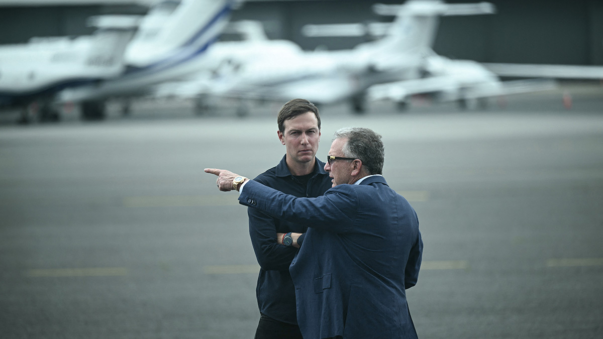 В течение нескольких месяцев Стивен Уиткофф и Джаред Кушнер являются ключевыми переговорщиками Дональда Трампа на иранском и украинском направлениях