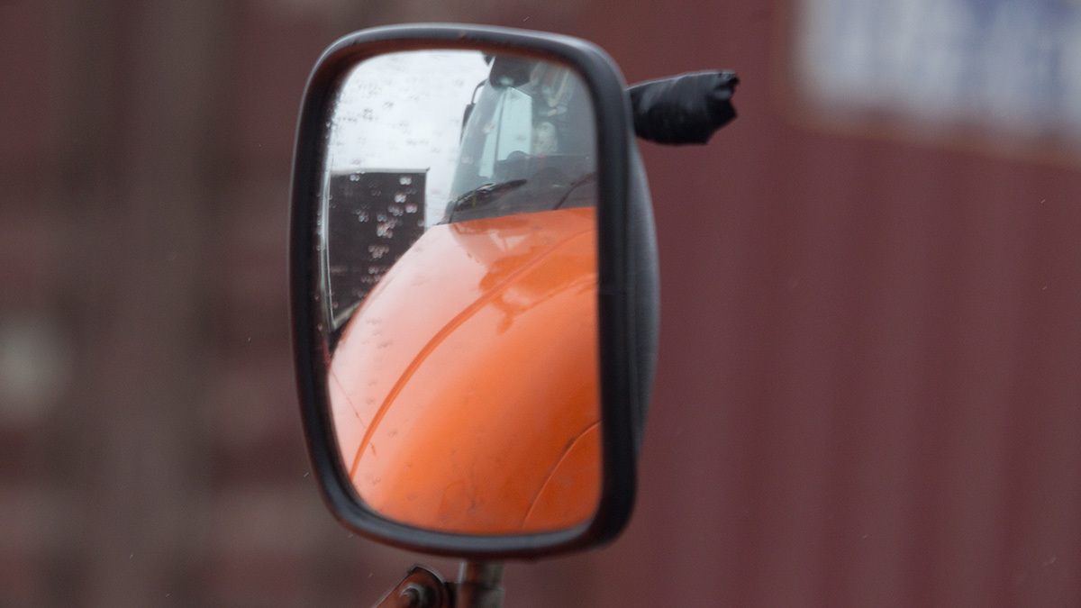 Эксперимент по сокращению времени досмотра грузоперевозчиков проходит на российско-азербайджанской границе