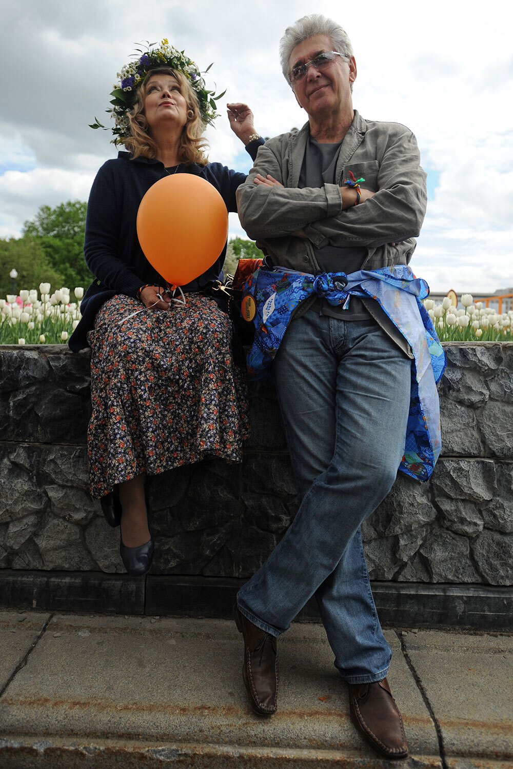 В 1995 г. Алферова вышла замуж за актера Сергея Мартынова, с которым познакомилась на съемках детективного фильма «Звезда шерифа» (1991). Для обоих супругов этот брак стал третьим. Помимо родной дочери у Ирины Алферовой есть трое приемных детей: она усыновила двух младших детей своего мужа (Анастасию и Сергея), а также своего племянника Александра (сын ее сестры Татьяны, которая умерла в 1997 г.).