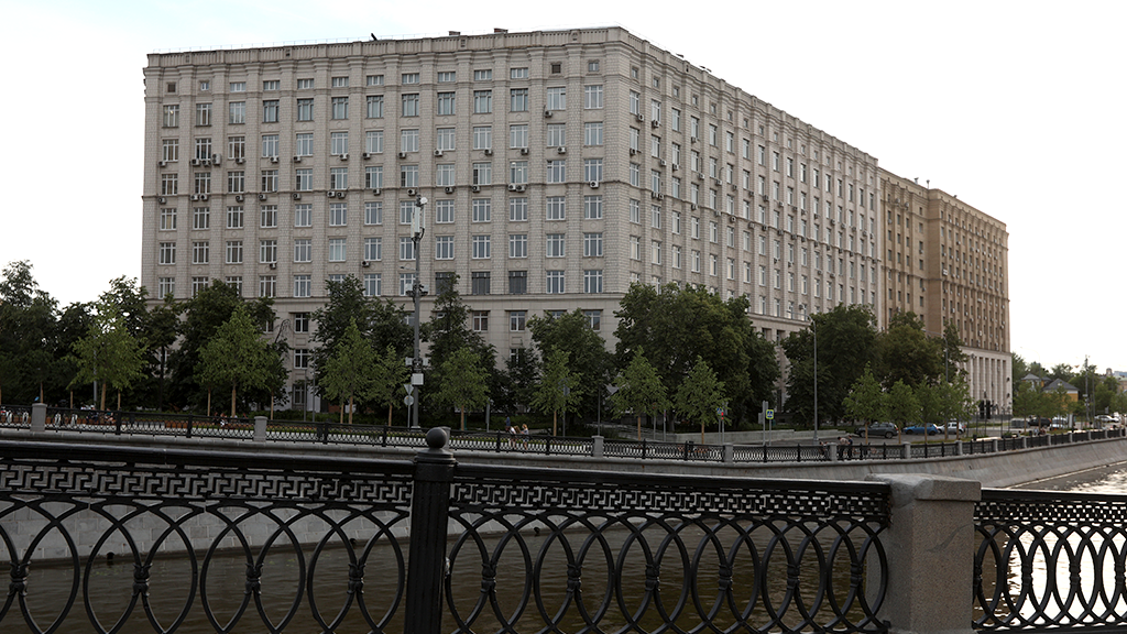 Евгений Разумный / Ведомости