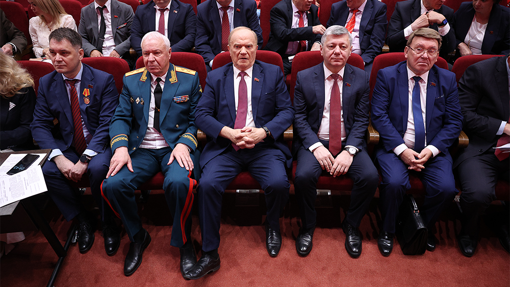  При выдвижении одномандатников партия прислушается к регионам, но списки будет определять центральный комитет