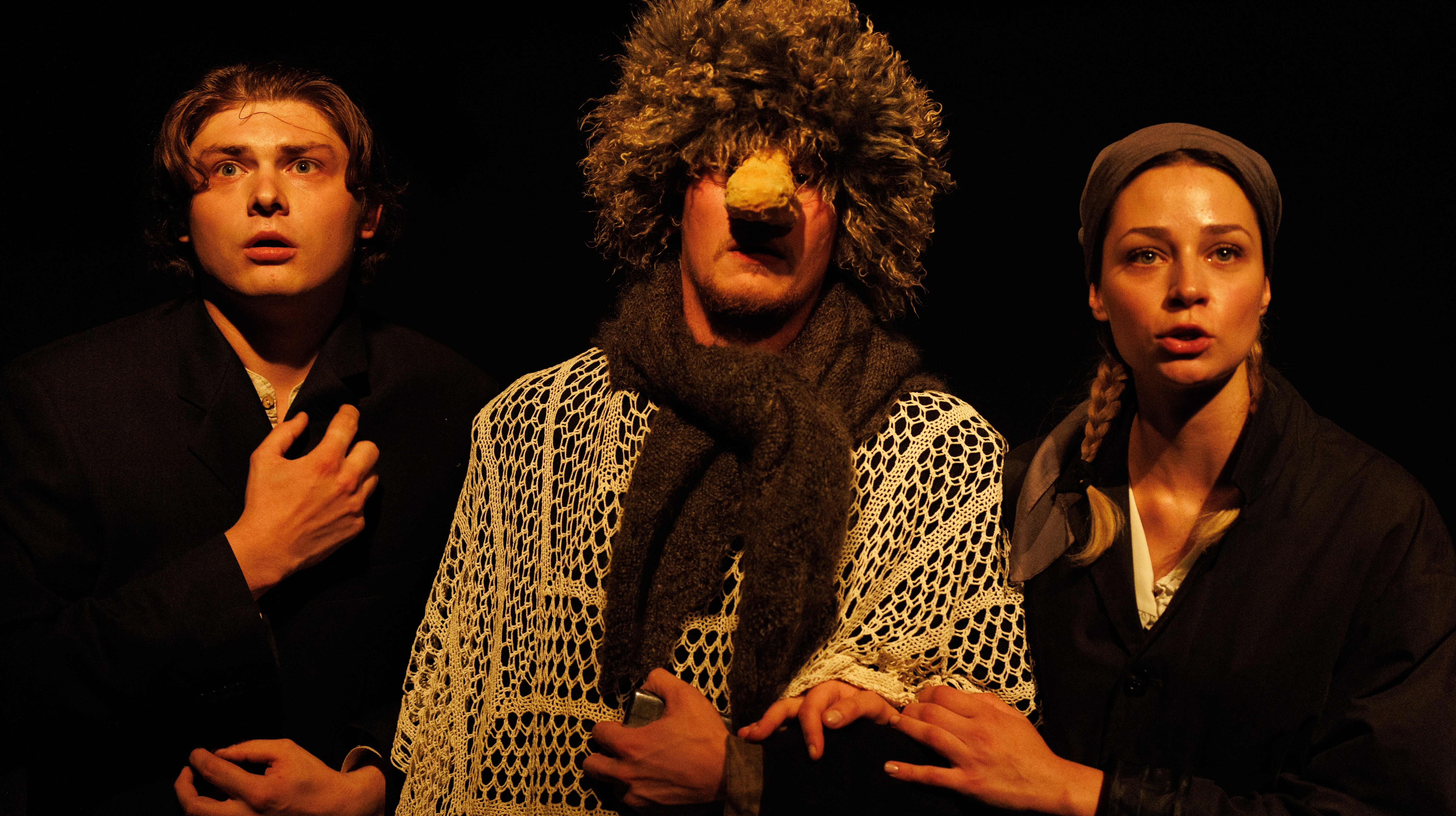 Кадр из х/ф «Картины дружеских связей»