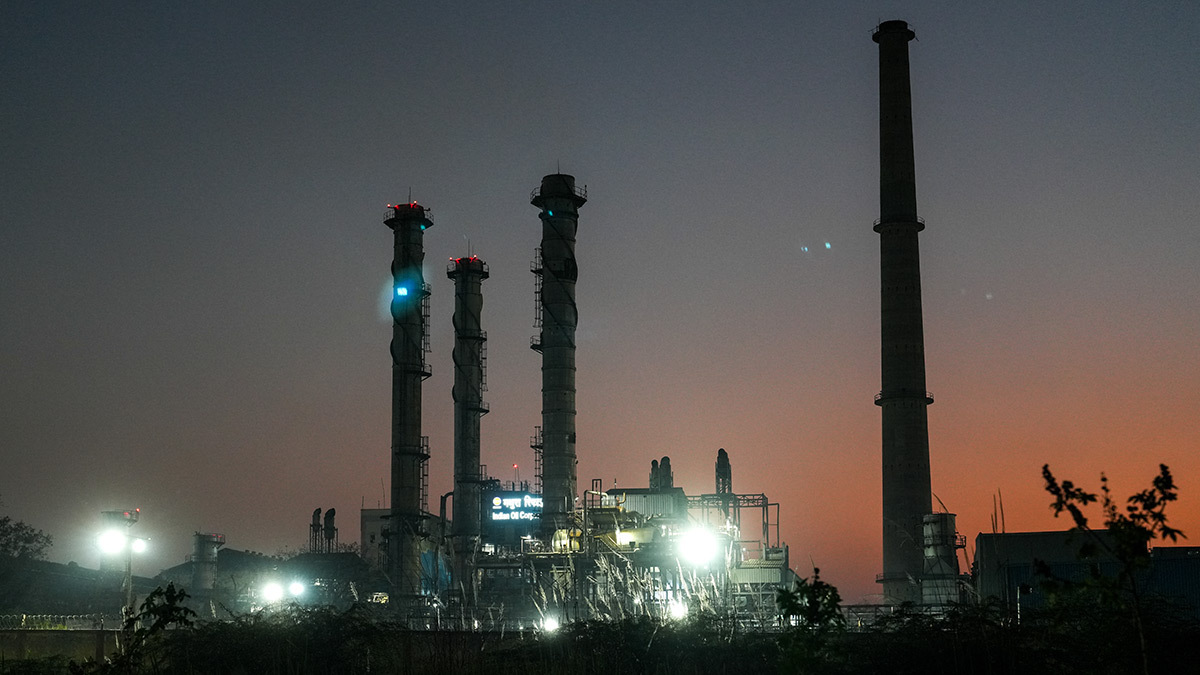 Индия испытывает трудности с поставками нефти и особенно газа через заблокированный Ормузский пролив