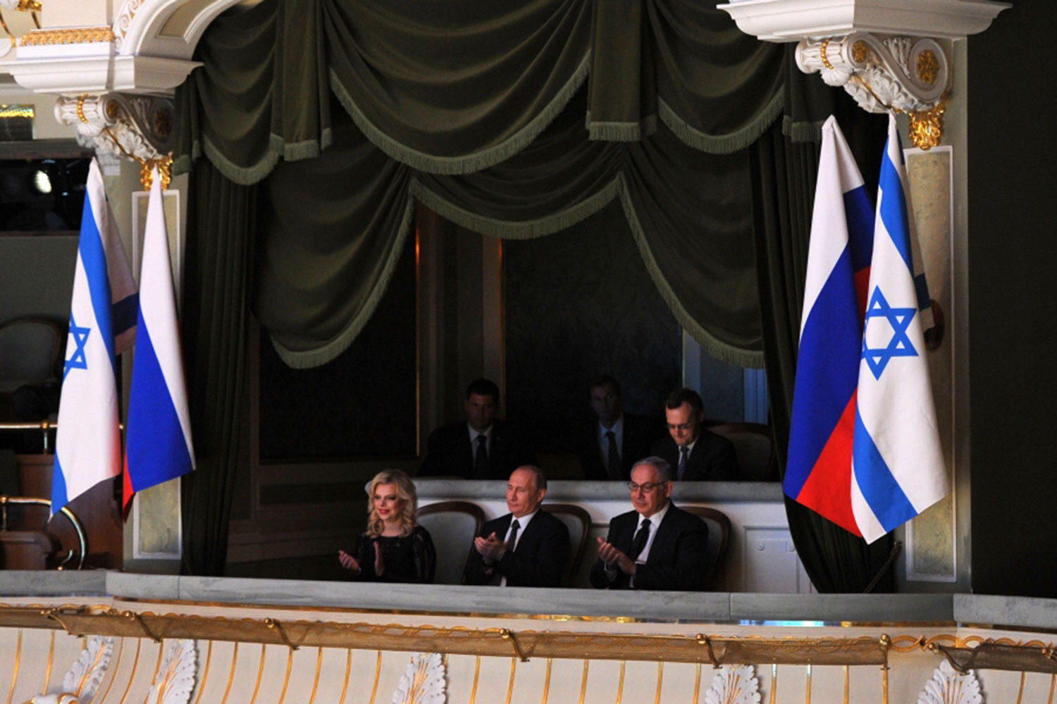 Премьер‑министр Израиля Биньямин Нетаньяху в июне 2016 г. в Большом театре посмотрел балет «Спартак» в рамках торжественных мероприятий к 25‑летию восстановления дипломатических отношений между странами. Этому предшествовала встреча с президентом России Владимиром Путиным, на которой стороны обсудили вопросы региональной безопасности на Ближнем Востоке, координацию действий в сирийском конфликте и развитие торгово‑экономического сотрудничества.