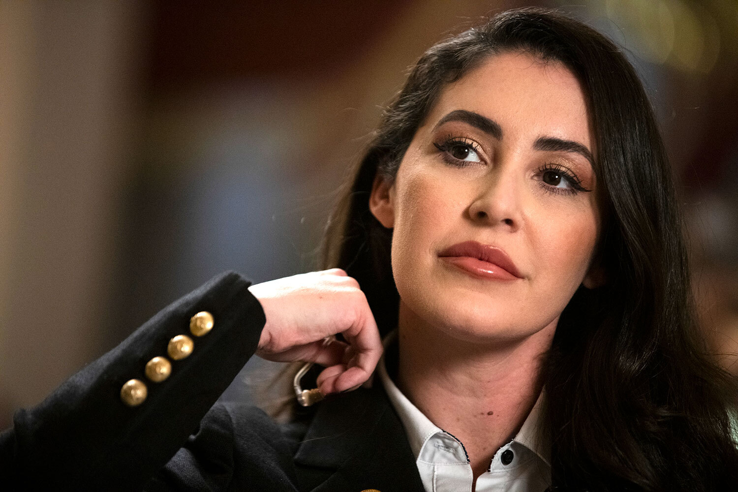 Луна – о критике после визита депутатов Госдумы в США«Похоже, в конгрессе есть несколько очень злых конгрессменов с низким IQ, которые, видимо, считают, что госдепартамент не одобрил поездку для мирных переговоров по России. Это те же самые люди, которые были бесполезны и не ничего не добились, особенно когда дело касалось реальных мирных переговоров», – написала 28 марта в соцсети Х конгрессвумен США Анна Паулина Луна. По мнению республиканки, американские законодатели, осудившие ее встречу с российской парламентской делегацией, находятся на проигравшей стороне истории. «Я поддержу мирные усилия на 1000%», – добавила Луна.