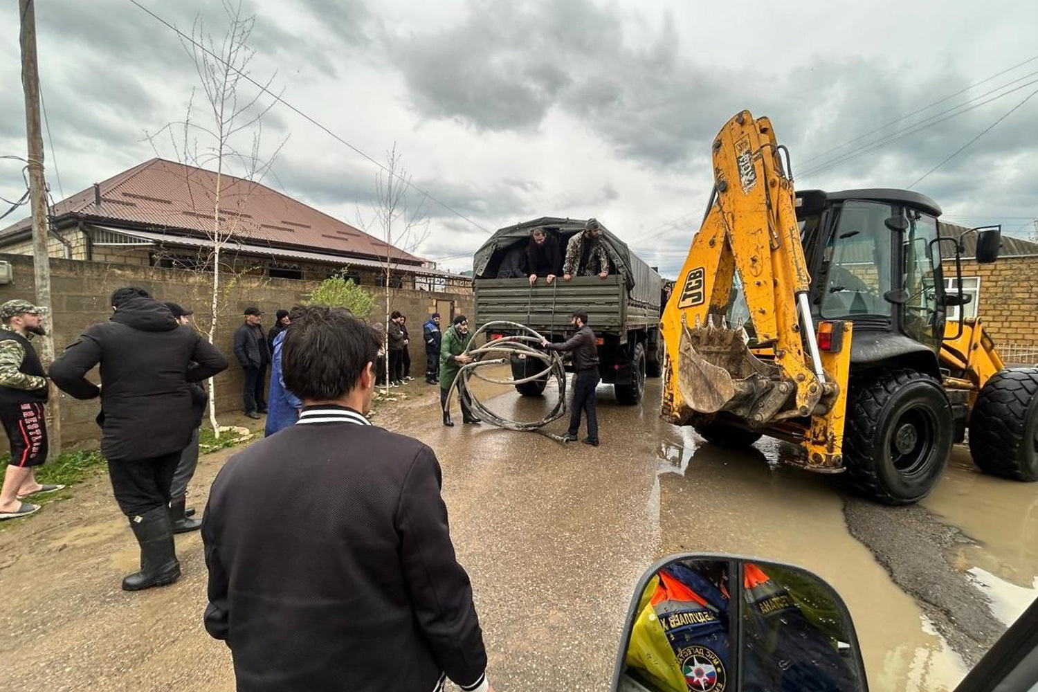 Из-за перебоев с водоснабжением в некоторых районах Дагестана организован подвоз воды.