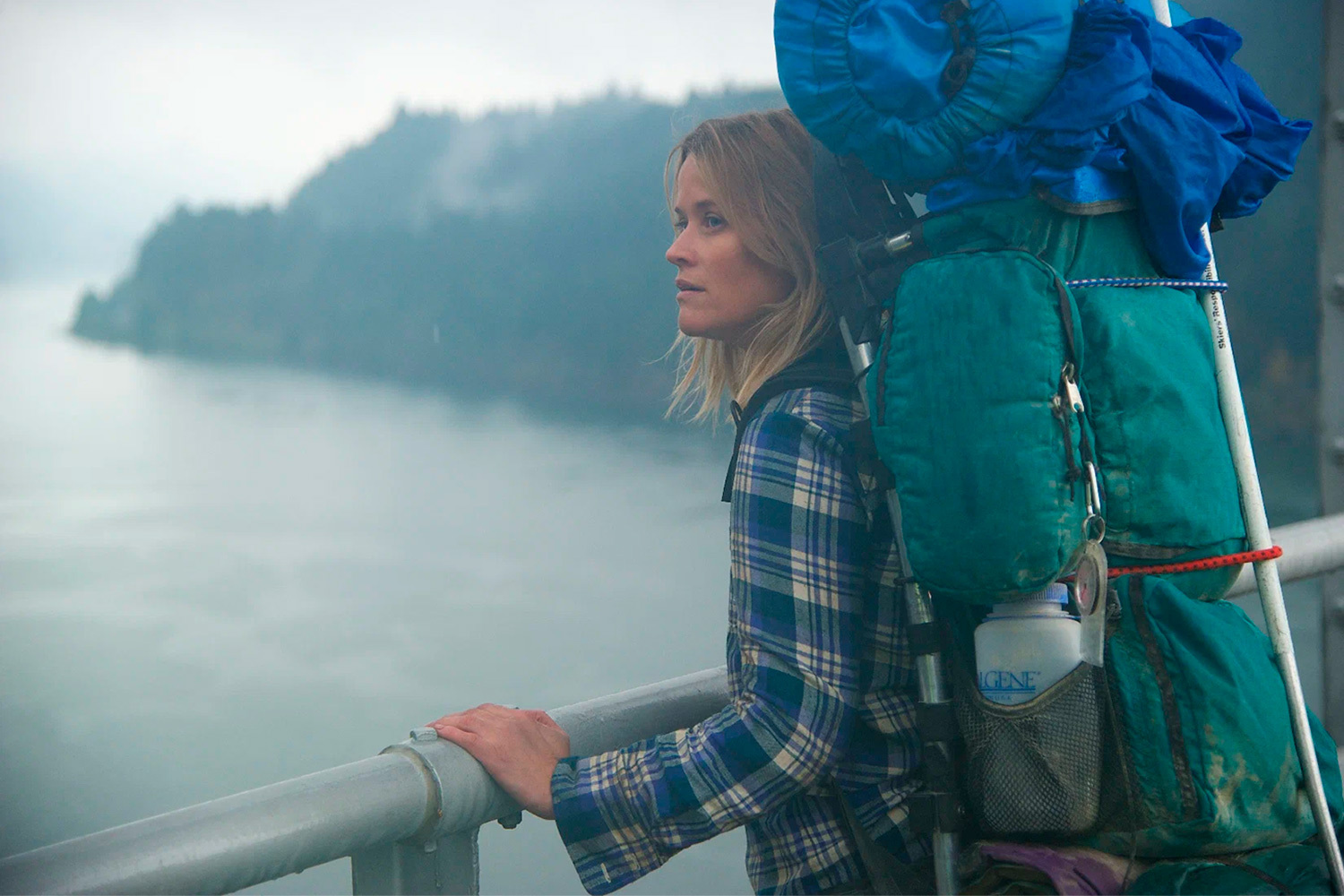 Голливудская актриса Риз Уизерспун поступила в Стэнфорд и занималась английской литературой, но в 1996 г. покинула престижный вуз ради кино.