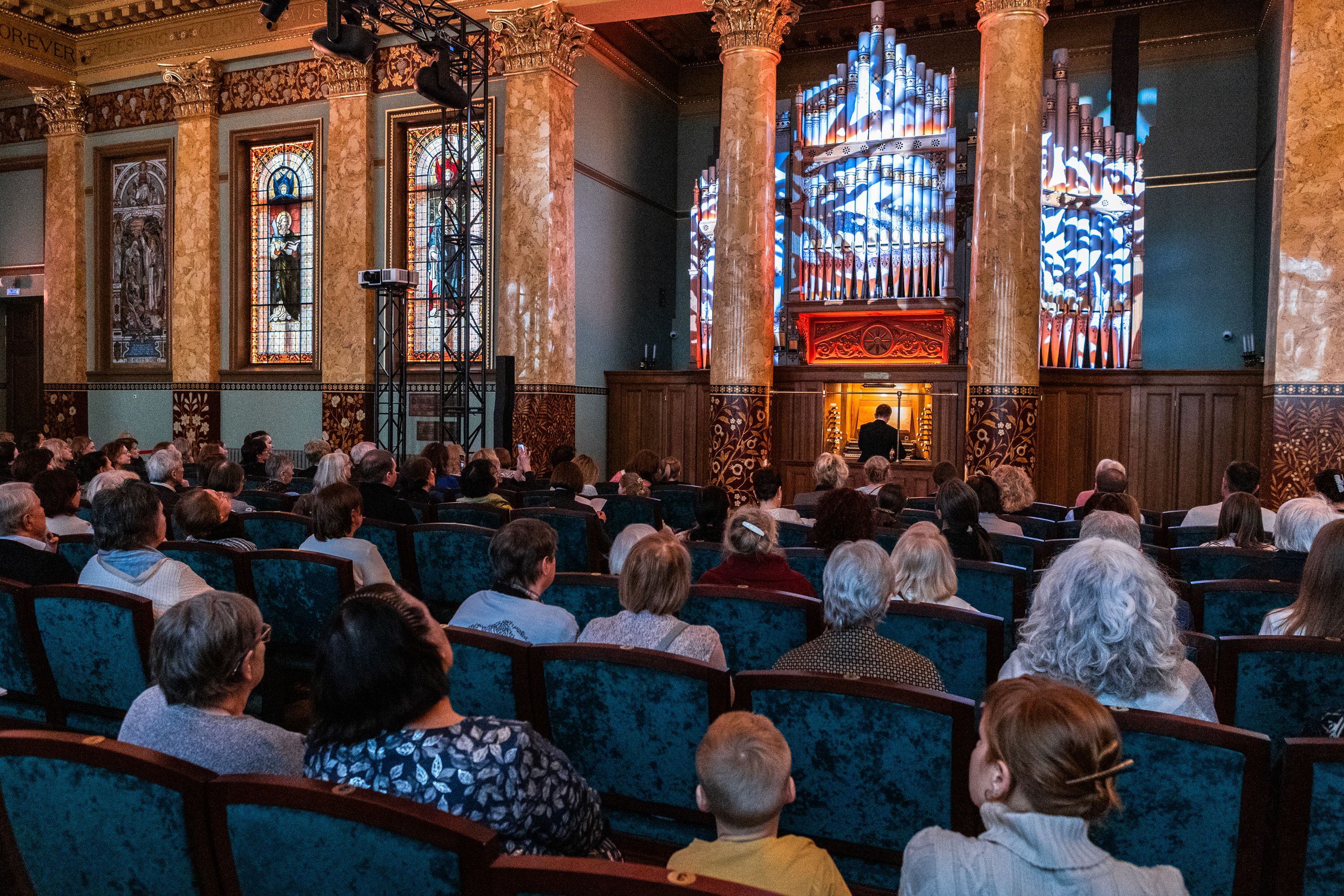 Спектакль&nbsp;«8 разгневанных женщин»