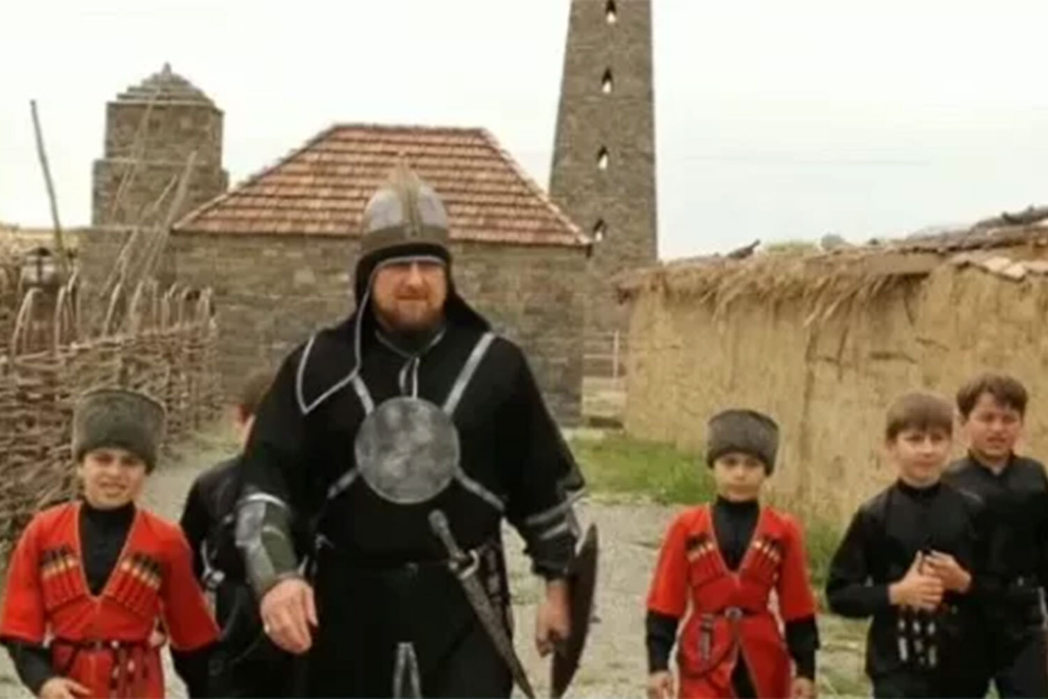 Глава Чечни Рамзан Кадыров сыграл в короткометражном игровом фильме Хавы Ахмадовой «Волшебный гребень» (2014). «Авторы и великие актеры, народные и заслуженные артисты России и ЧР Дагун Омаев, Зулай Багалова, Абдулмутелип Давлетмирзаев, Хамид Азаев, Мовсар Атаев, Успа Зубайраев доверили мне главную роль. Это огромная честь и ответственность находиться на одной съемочной площадке с легендарными людьми, которые снимались в десятках советских и российских картин», – написал Кадыров перед премьерой.