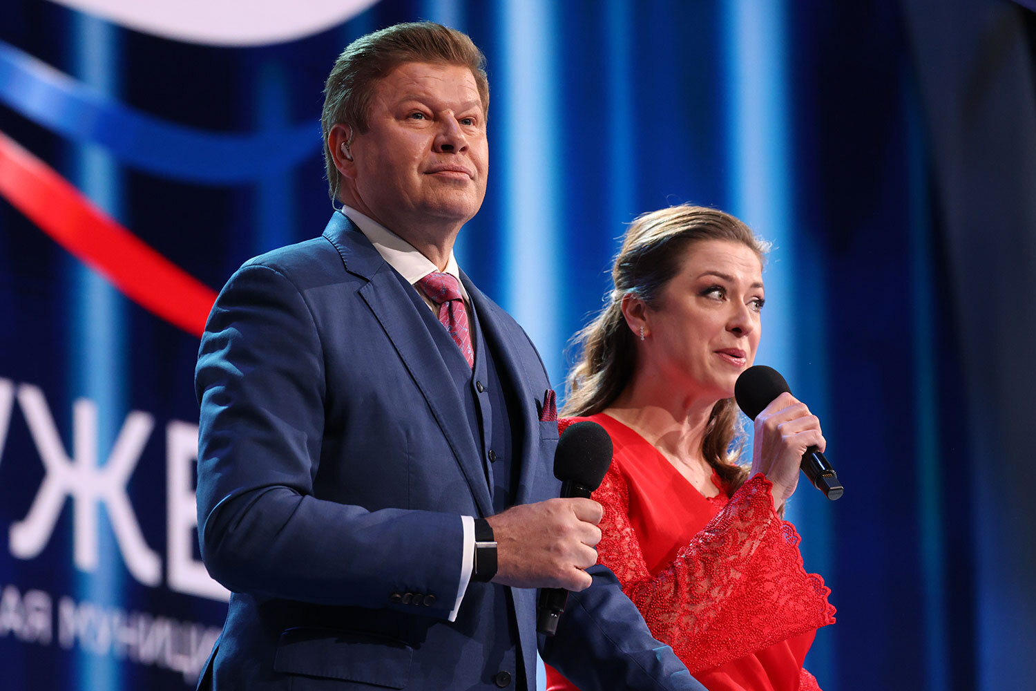 Ведущие премии Дмитрий Губерниев и Мария Ситтель.