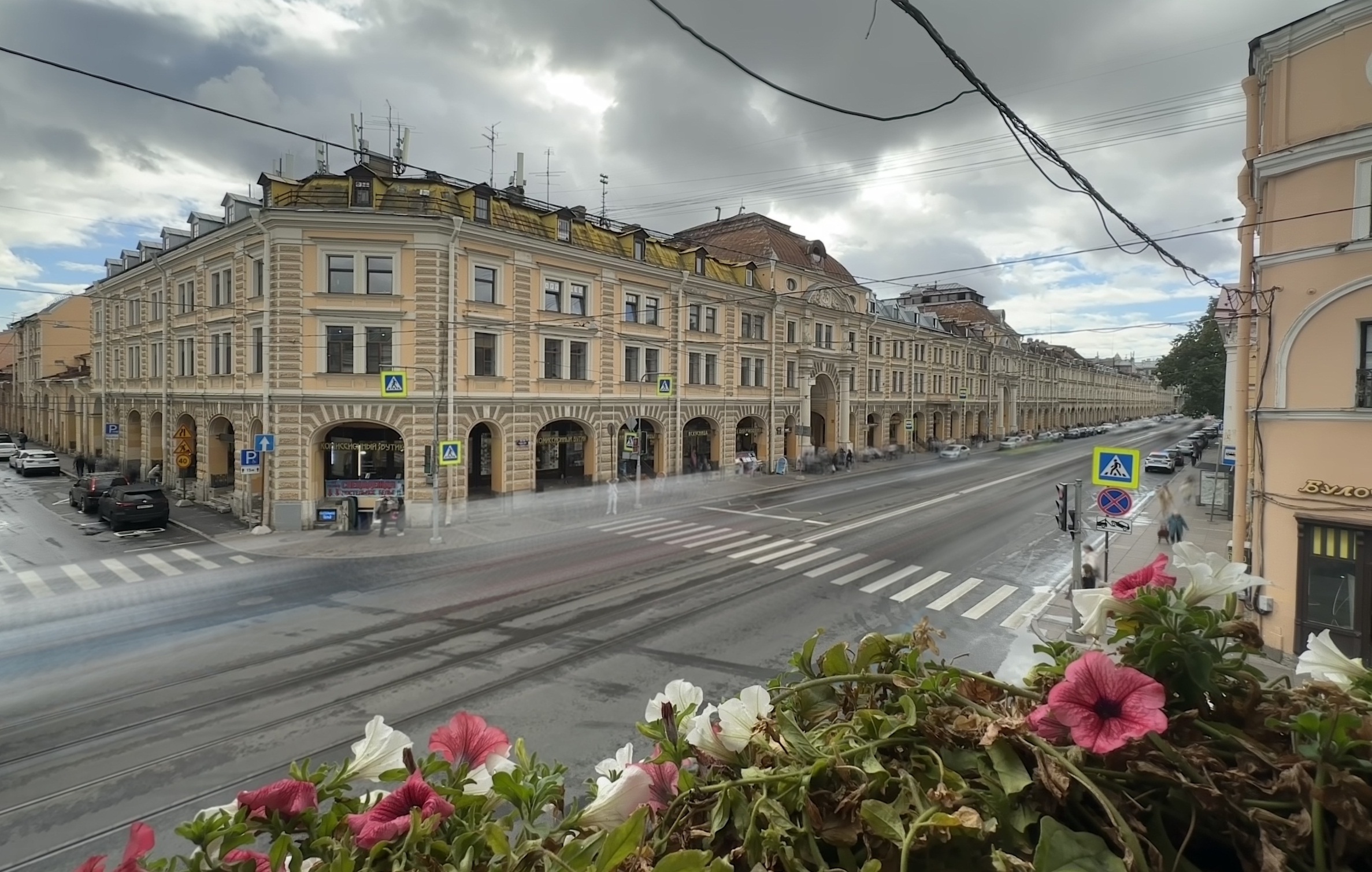 На торги выставлены 14 лотов общей площадью 1474 кв. м