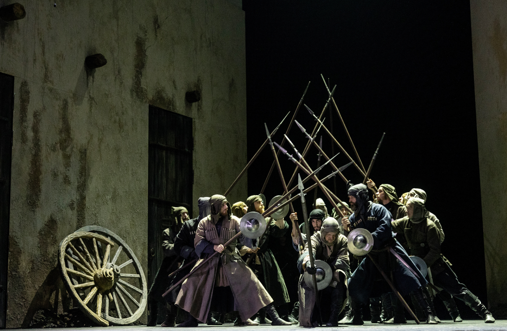 Сцена из спектакля «Кабала Святош»