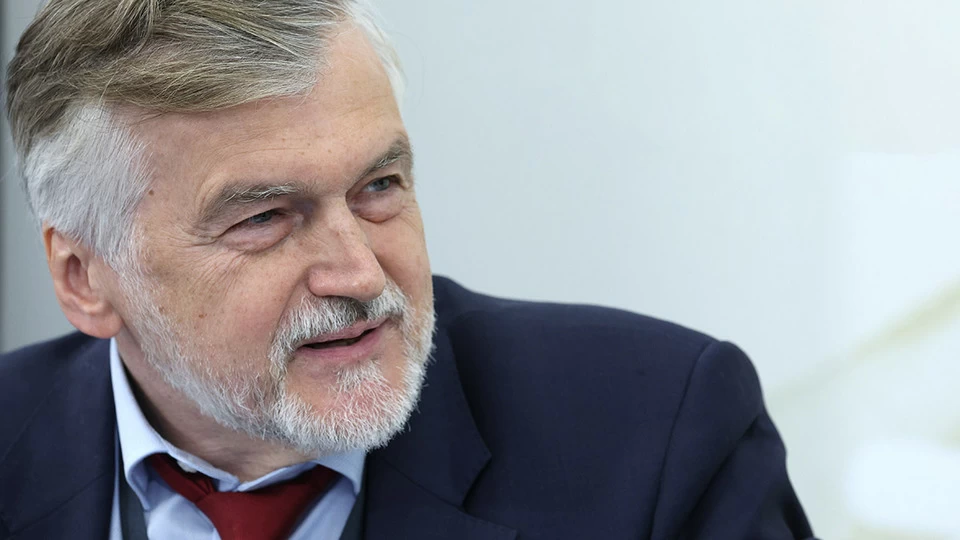Андрей Клепач: «Наша экономика похожа на женщину с узкой талией»