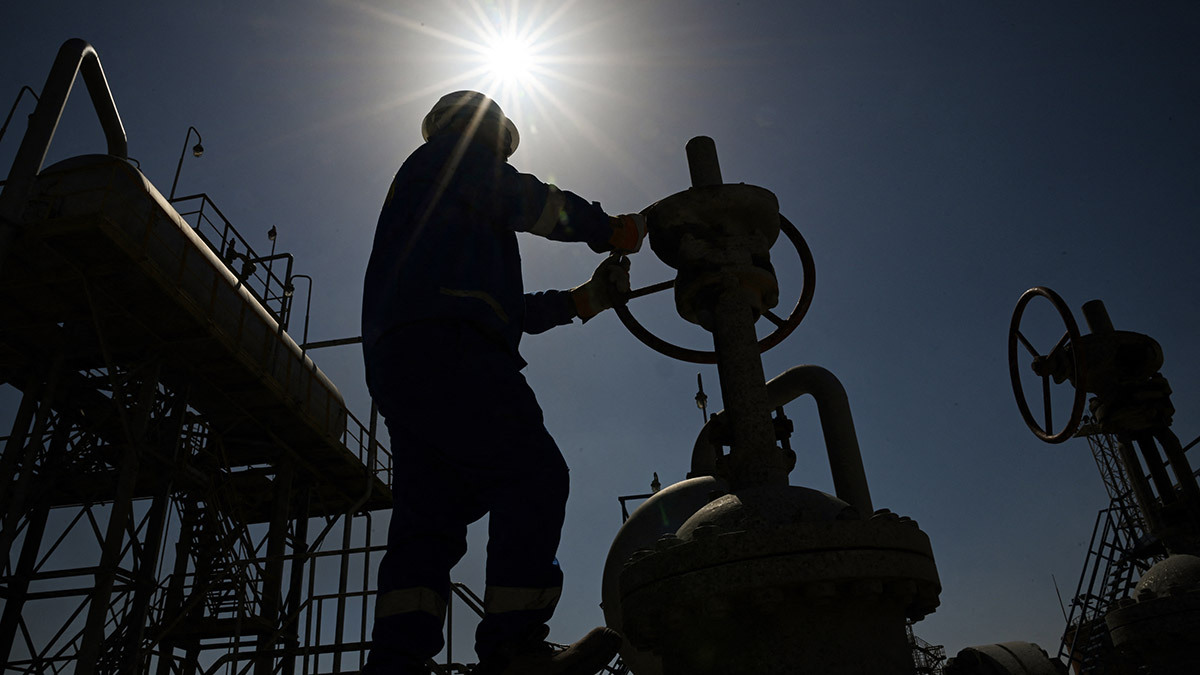 Блокада американцами иранских портов вынуждает Тегеран искать альтернативные пути