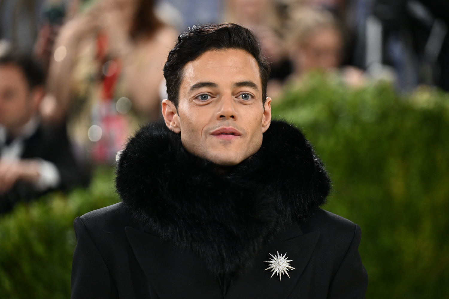 Киноактер Рами Малек в Saint Laurent.