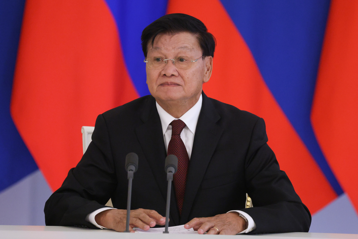 Президент Лаоса Тхонглун Сисулит.