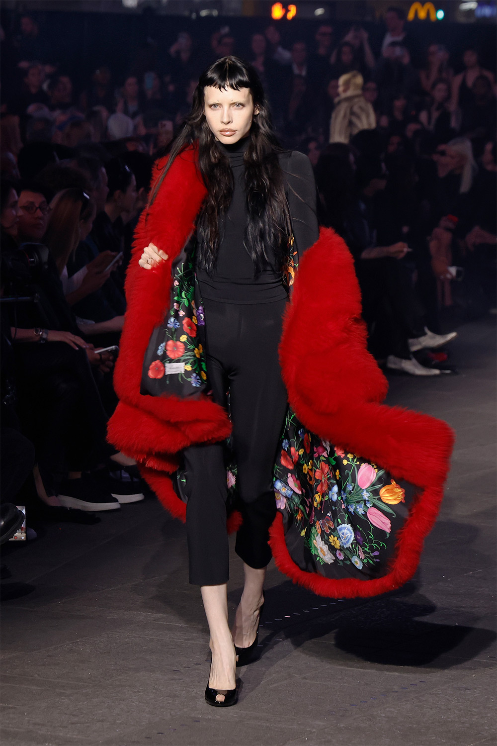 Энергия мегаполиса: как прошел круизный показ Gucci в Нью-Йорке