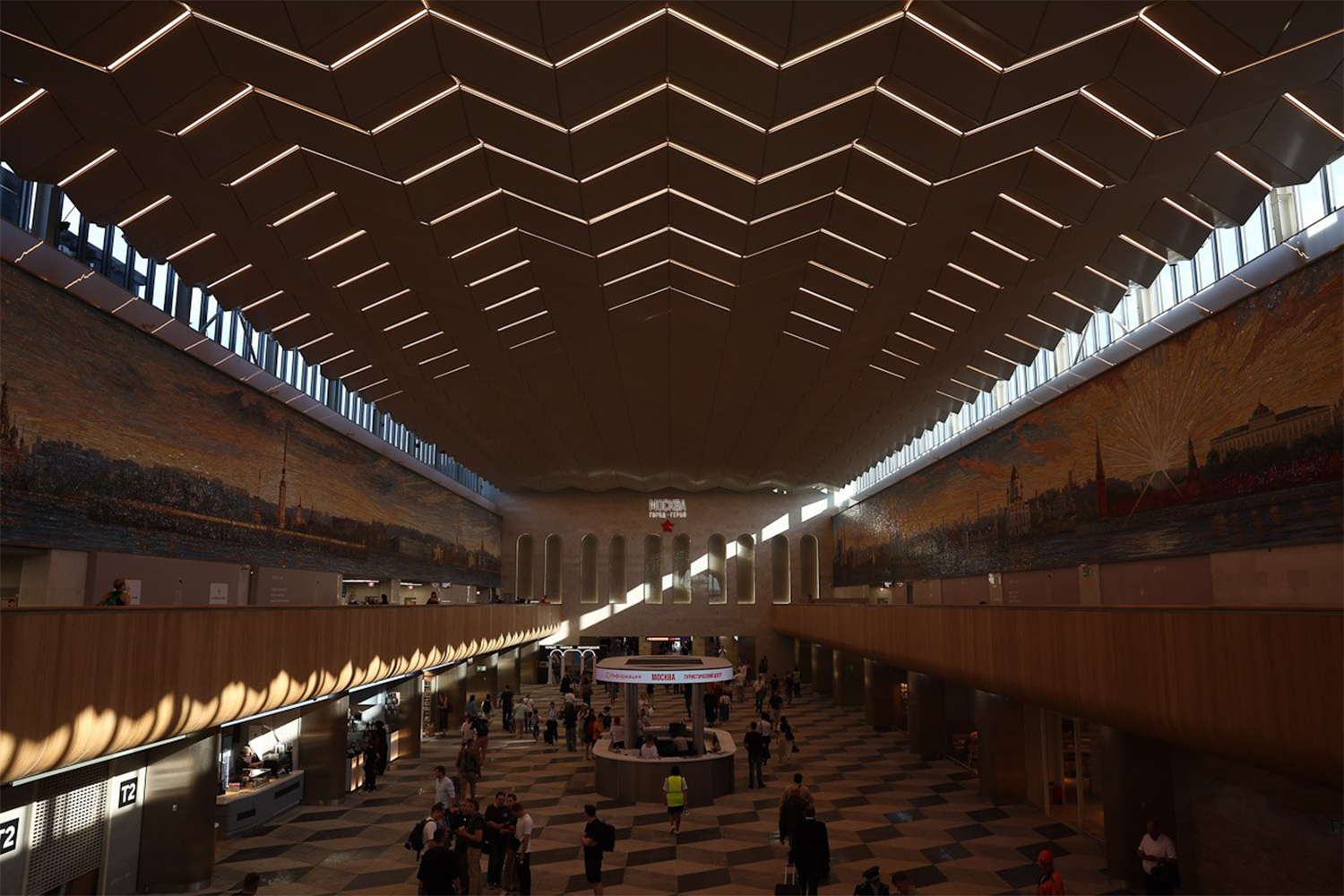 22 мая 2026 г. В Москве после реконструкции открыли Ленинградский вокзал.