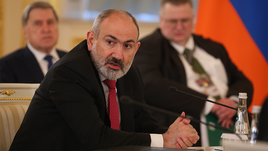 https://cdn5.vedomosti.ru/image/2026/42/10e39a/original-1b5v.webp