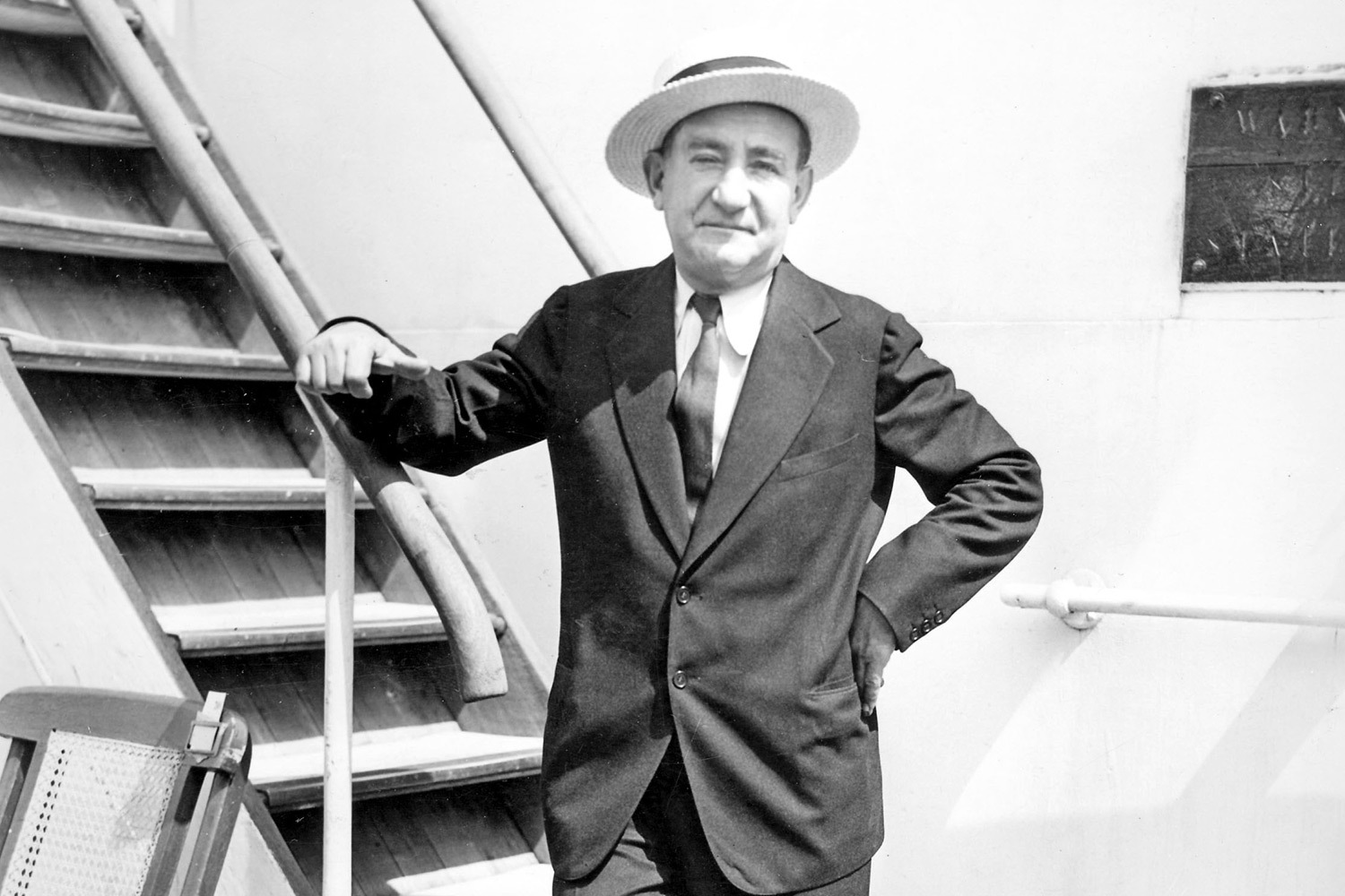 Уроженец Рыбинска Джозеф Шенк (1876–1961) вместе с семьей эмигрировал в Нью‑Йорк в 1893 г. Пройдя путь от работы в парках развлечений до управления сетью кинотеатров, он в 1934 г. совместно с Дэррилом Ф. Зануком основал 20th Century Pictures. После того как в 1935 г. компания объединилась с Fox Film, он стал президентом корпорации 20th Century Fox. В 1953 г. Шенк был удостоен почетной премии «Оскар» за выдающийся вклад в развитие кинематографа.