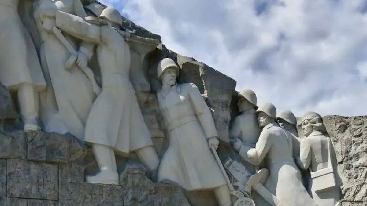 Территория военно-исторического музейного комплекса Самбекские высоты