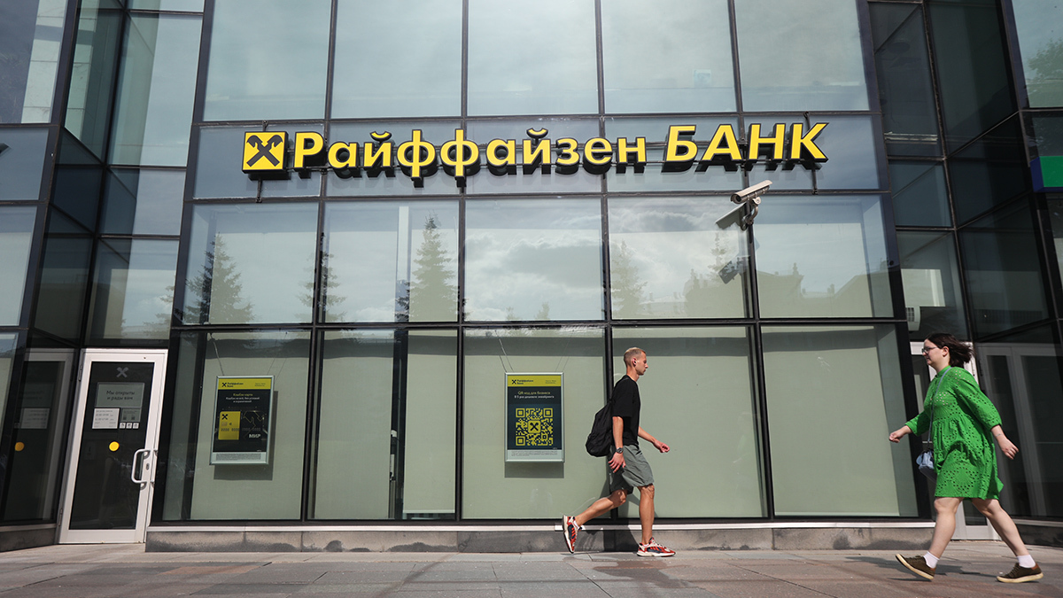 Сейчас оптимальный момент зафиксировать высокую доходность по вкладу на горизонте 6–12 месяцев и более