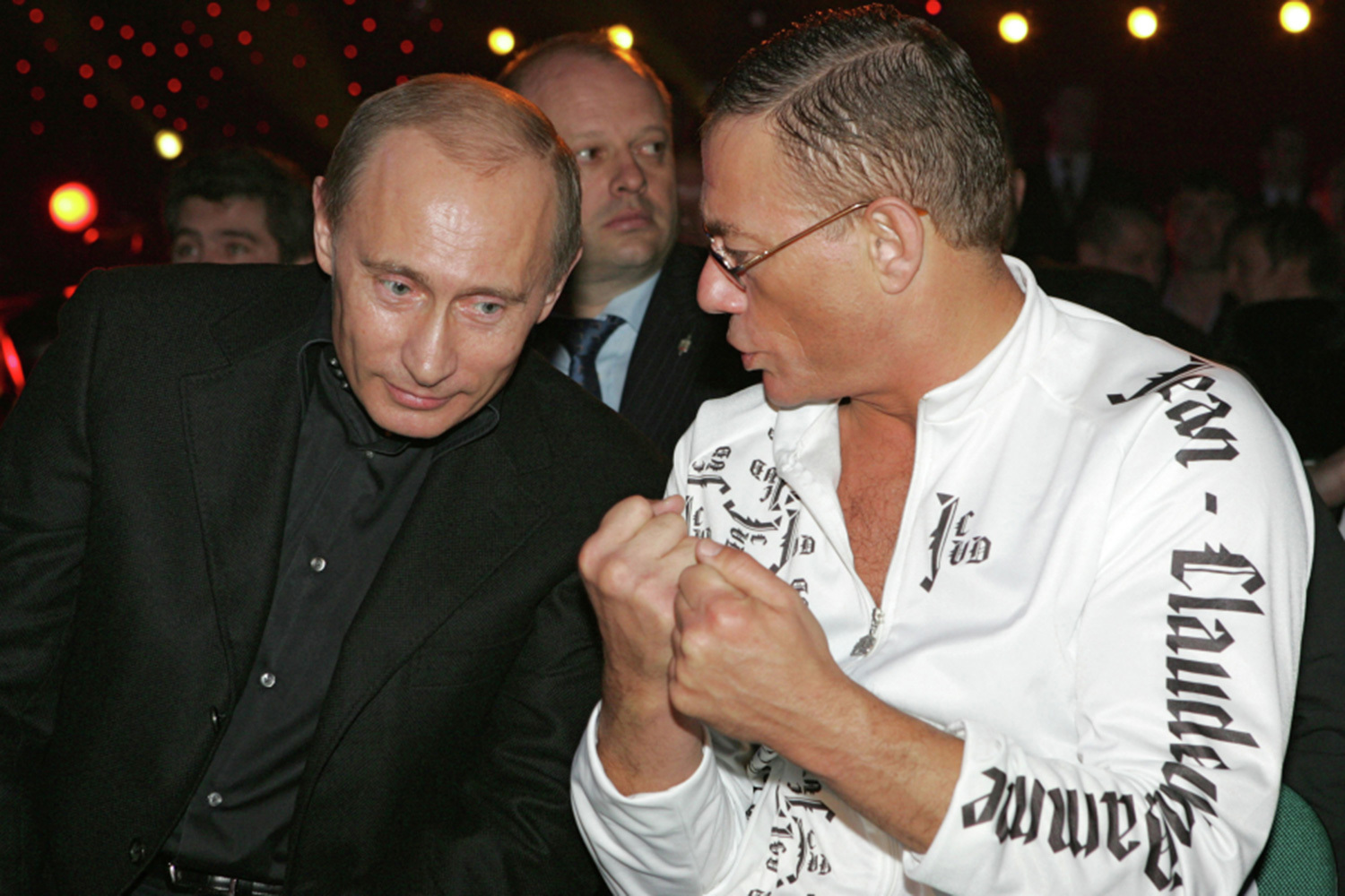 Актер Жан-Клод Ван Дамм«Я люблю Путина, у него есть харизма. Когда я встречаюсь с Путиным – это просто дружба. И может именно поэтому ему нравится проводить время вместе со мной. Я не говорю с ним о политике, не говорю о бизнесе, все на уровне "я счастлив быть с тобой…" (из интервью газете «Сегодня», сентябрь 2010 г.).