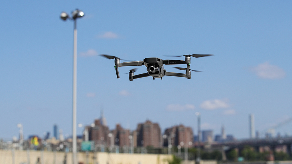 США сами начали законодательно уменьшать свою зависимость от китайских дронов, и теперь в Пекине им помогли убыстрить процесс