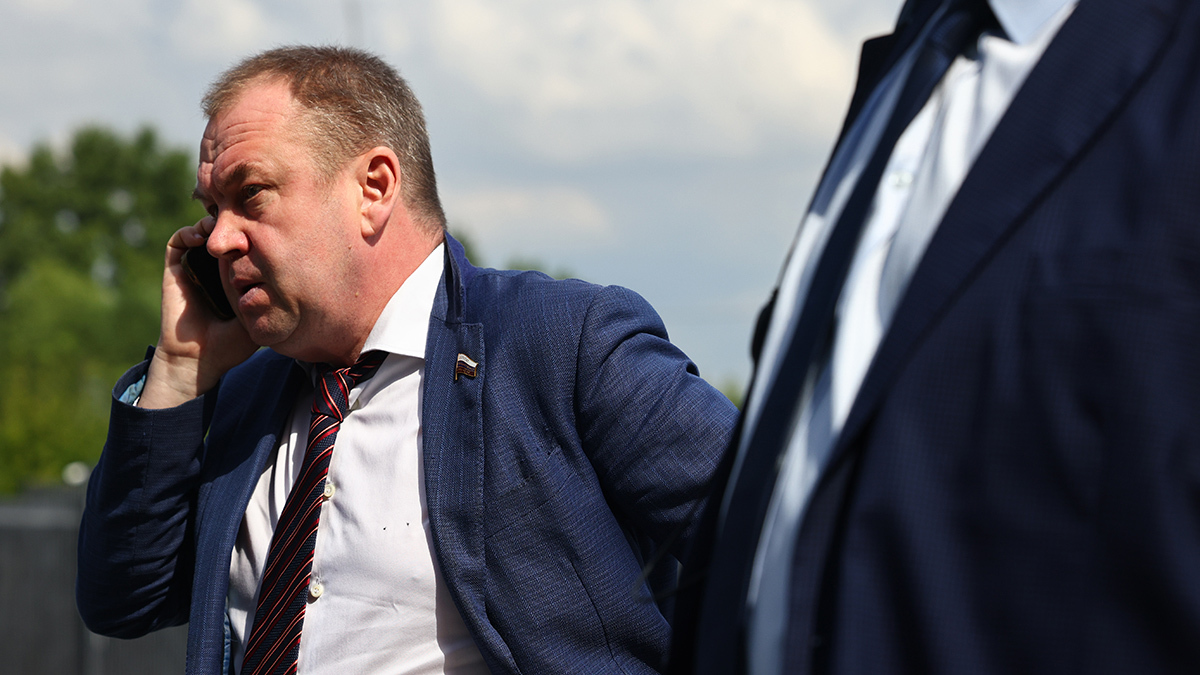 Шансы на регистрацию по подписям очень невелики, если у кандидата заранее нет административной поддержки