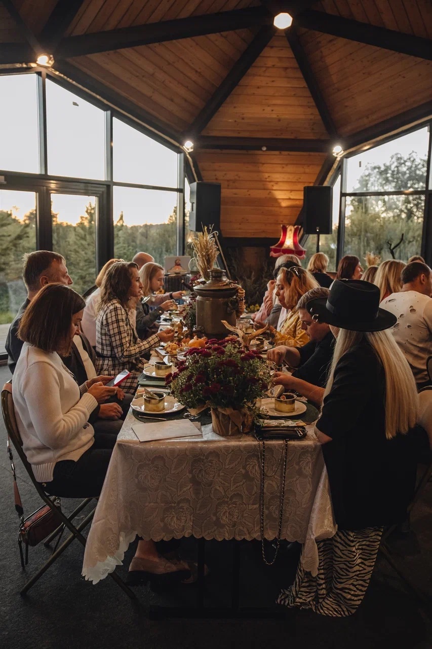 Country Farm Table