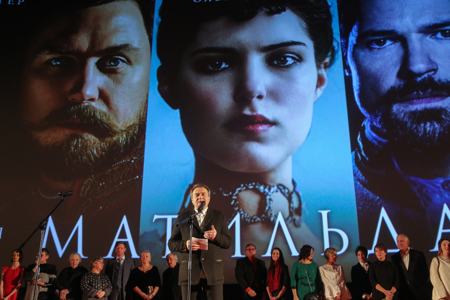 В 2017 г. на экраны вышла историческая лента Учителя «Матильда» про отношения цесаревича Николая и Матильды Кшесинской. Бюджет картины составил 1,032 млрд руб. Музыку к ней записал симфонический оркестр под управлением Валерия Гергиева, а премьера прошла в новой сцене Мариинского театра. При этом фильм в основном стал известен кампанией, развернутой против него тогдашним депутатом Госдумы Натальей Поклонской. Накал оказался столь велик, что здание, где находился офис студии «Рок», и один из кинотеатров в Сибири атаковали емкостями с зажигательной смесью. В непростой ситуации режиссера поддержали министр культуры Владимир Мединский и президент Владимир Путин, назвавший его человеком «патриотически настроенным» и делающим «талантливые вещи».