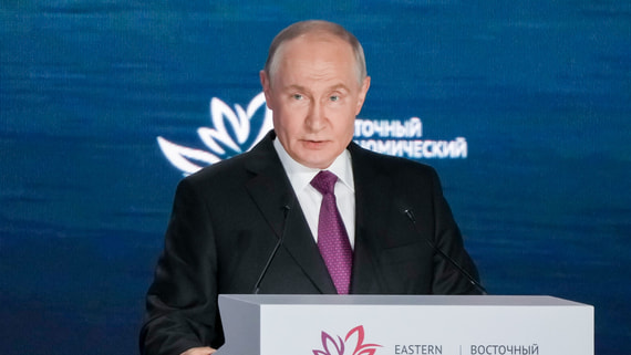 Путин поручил довести квантовые коммуникации до центров регионов ДВ