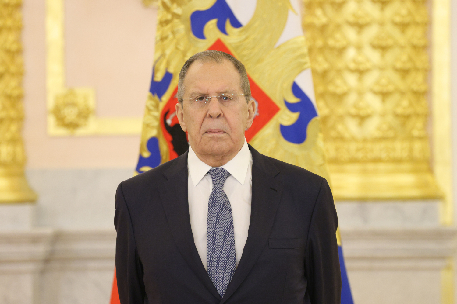 Министр иностранных дел Сергей Лавров стал Героем Труда 17 марта 2020 г. – накануне своего 70-летия. «За особые трудовые заслуги перед государством и народом», – говорилось в указе президента.