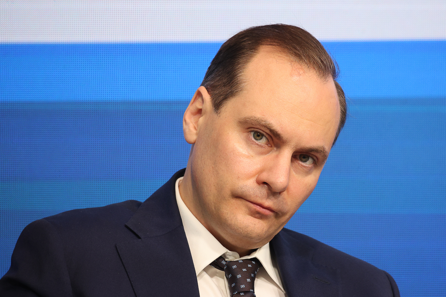 Действующий глава Мордовии Артем Здунов («Единая Россия») заручился поддержкой 77,99% избирателей. Республикой он руководит с 2021 г. Явка на выборах-2026 в регионе составила почти 65%.