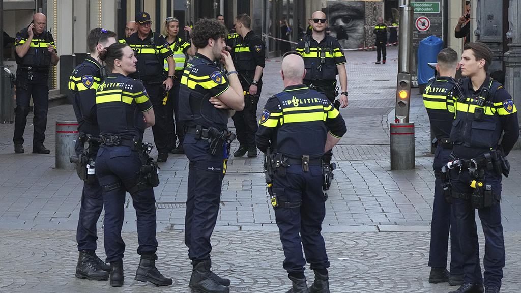 Peter Dejong / AP