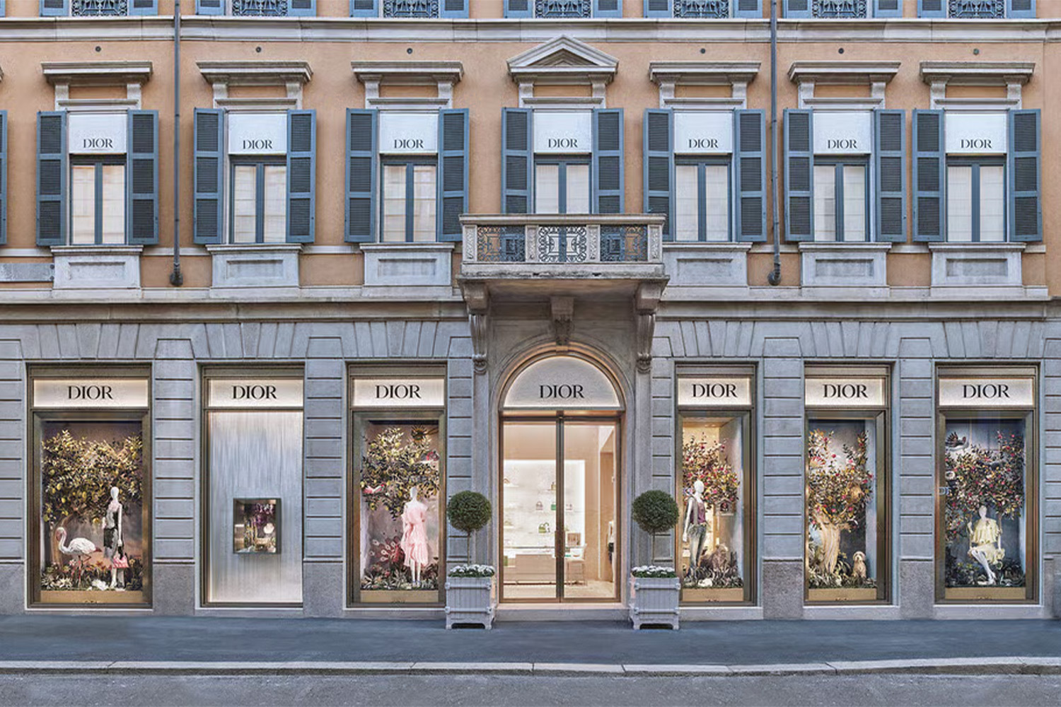 Dior