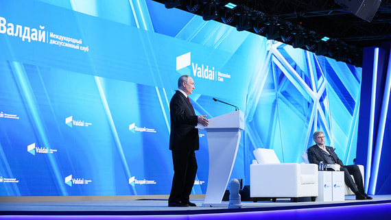 Путин: миру еще предстоит научиться жить с ИИ