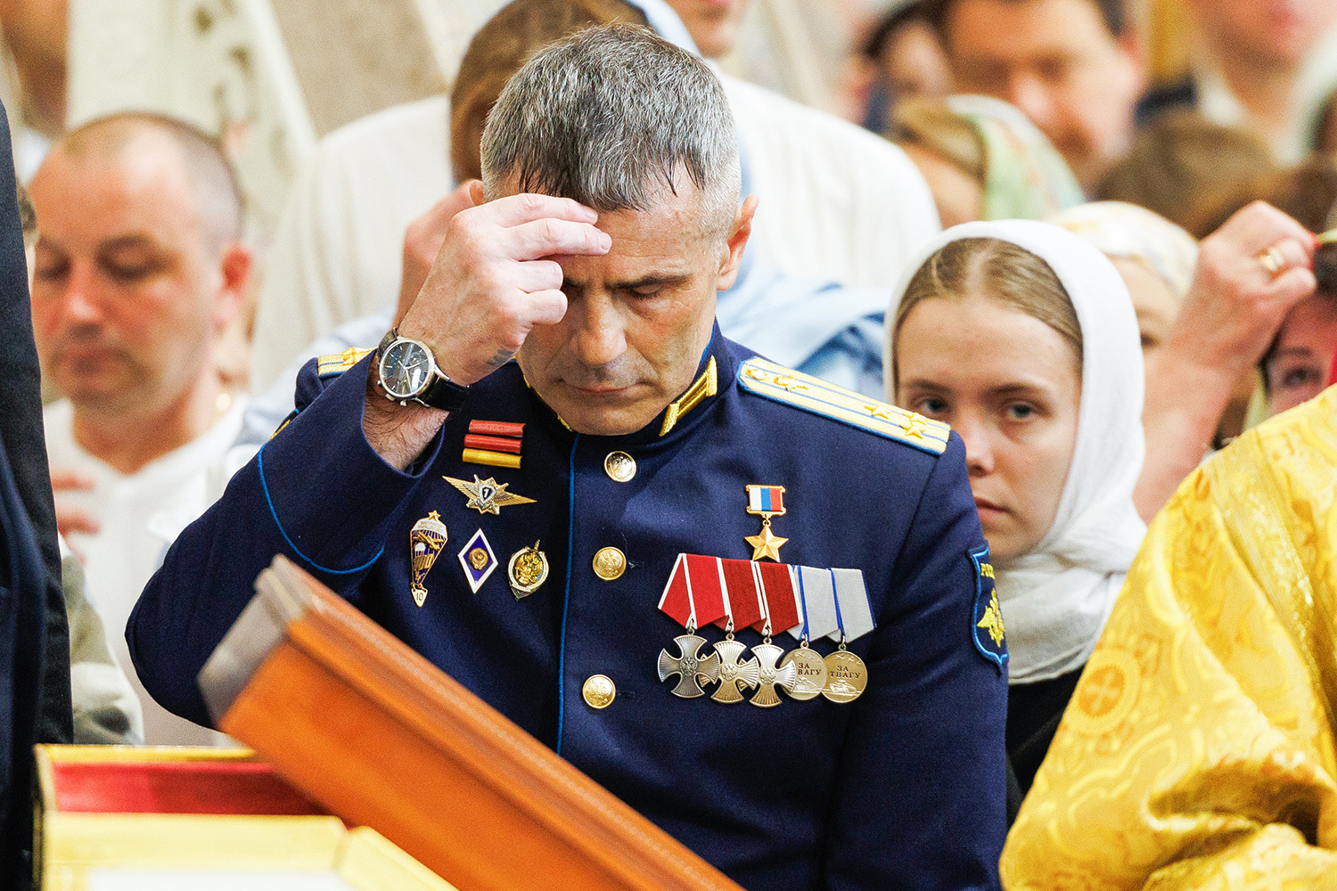 Полковник спецназа ФСБ в запасе Андрей Козлов («Единая Россия») был награжден званием Героя России закрытым указом в 2025 г.