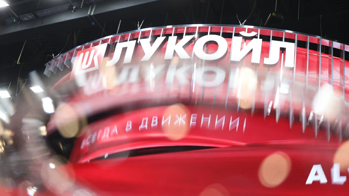 Акции ЛУКОЙЛа обновили полугодовой максимум на ожиданиях дивидендов // Акции ЛУКОЙЛа выросли до рекордных за полгода 5,633 тысяч рублей