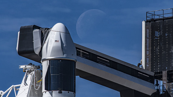 SpaceX выходит на рынок мобильной связи США после покупки частот