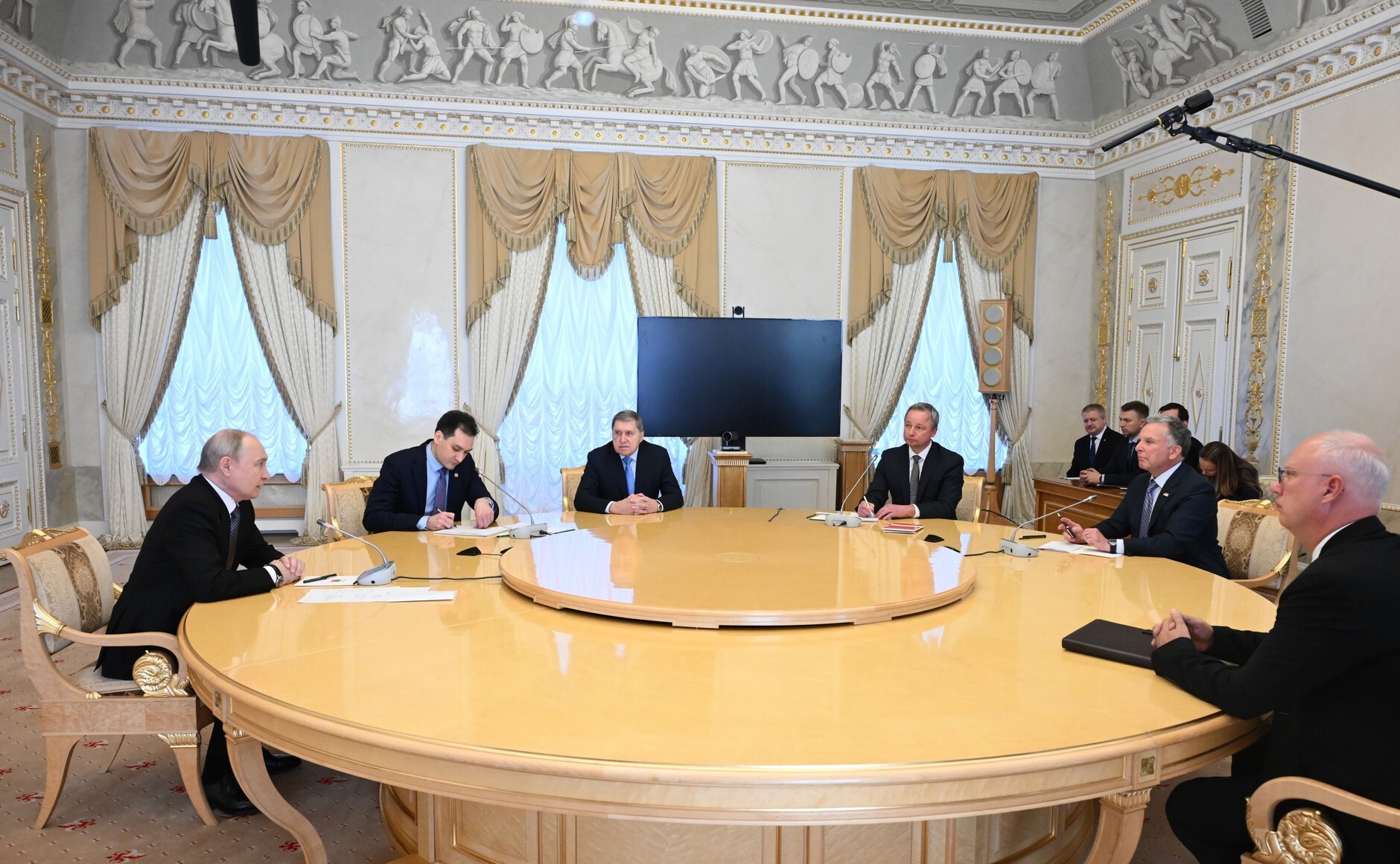Встреча Путина и Уиткоффа продлились более трех часов