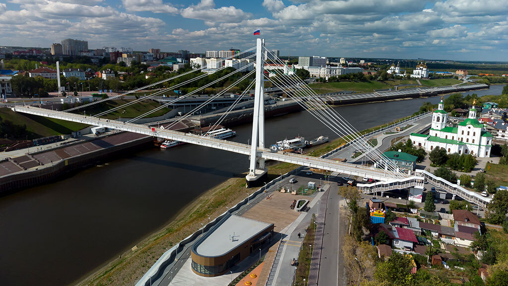 В тройке лидеров — Тюмень (на фото один из видов города)