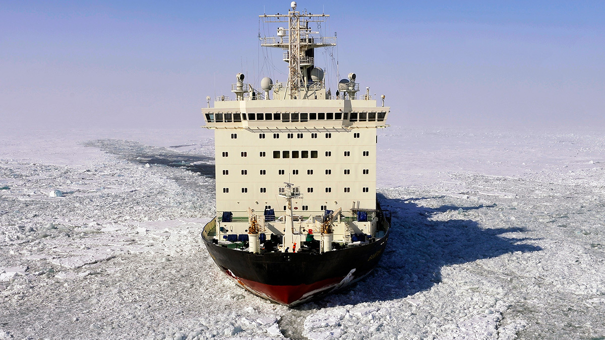Срок эксплуатации ледоколов продлевался уже несколько раз