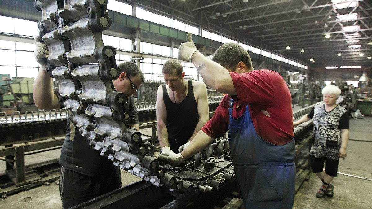 Традиционно больше половины финансирования по статье «нацоборона» приходится на гособоронзаказ