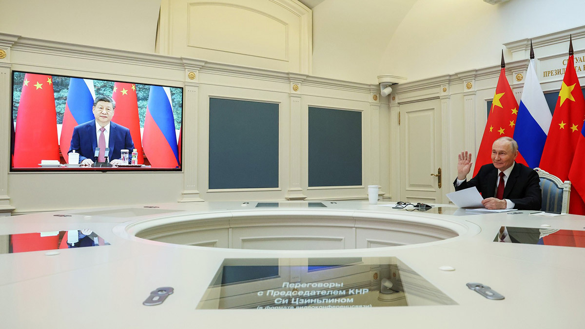 Председатель КНР Си Цзиньпин провел ударный рабочий день